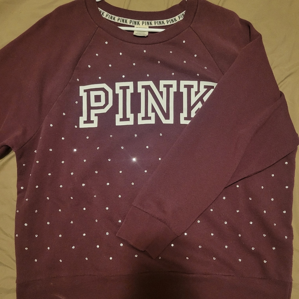 VS sweater